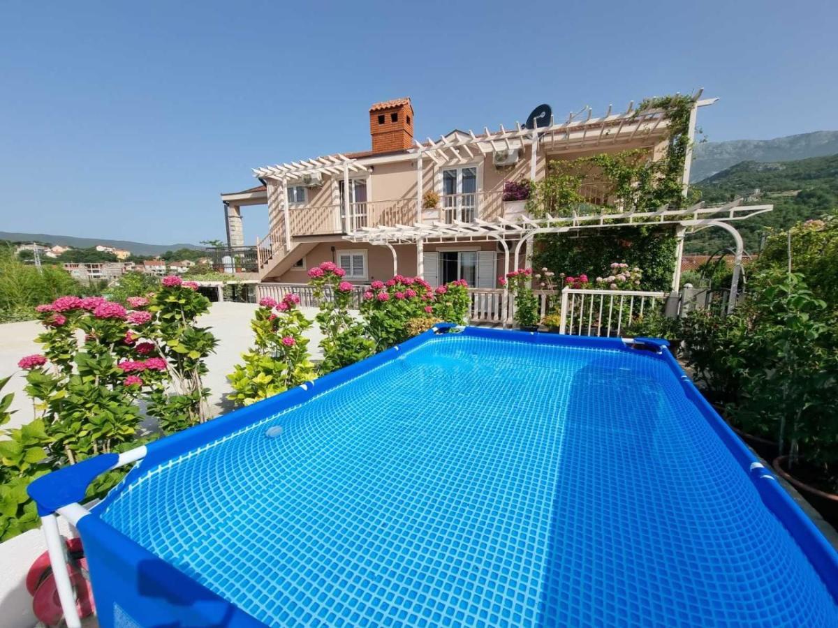 Apartments Popadic With Parking Herceg Novi Buitenkant foto