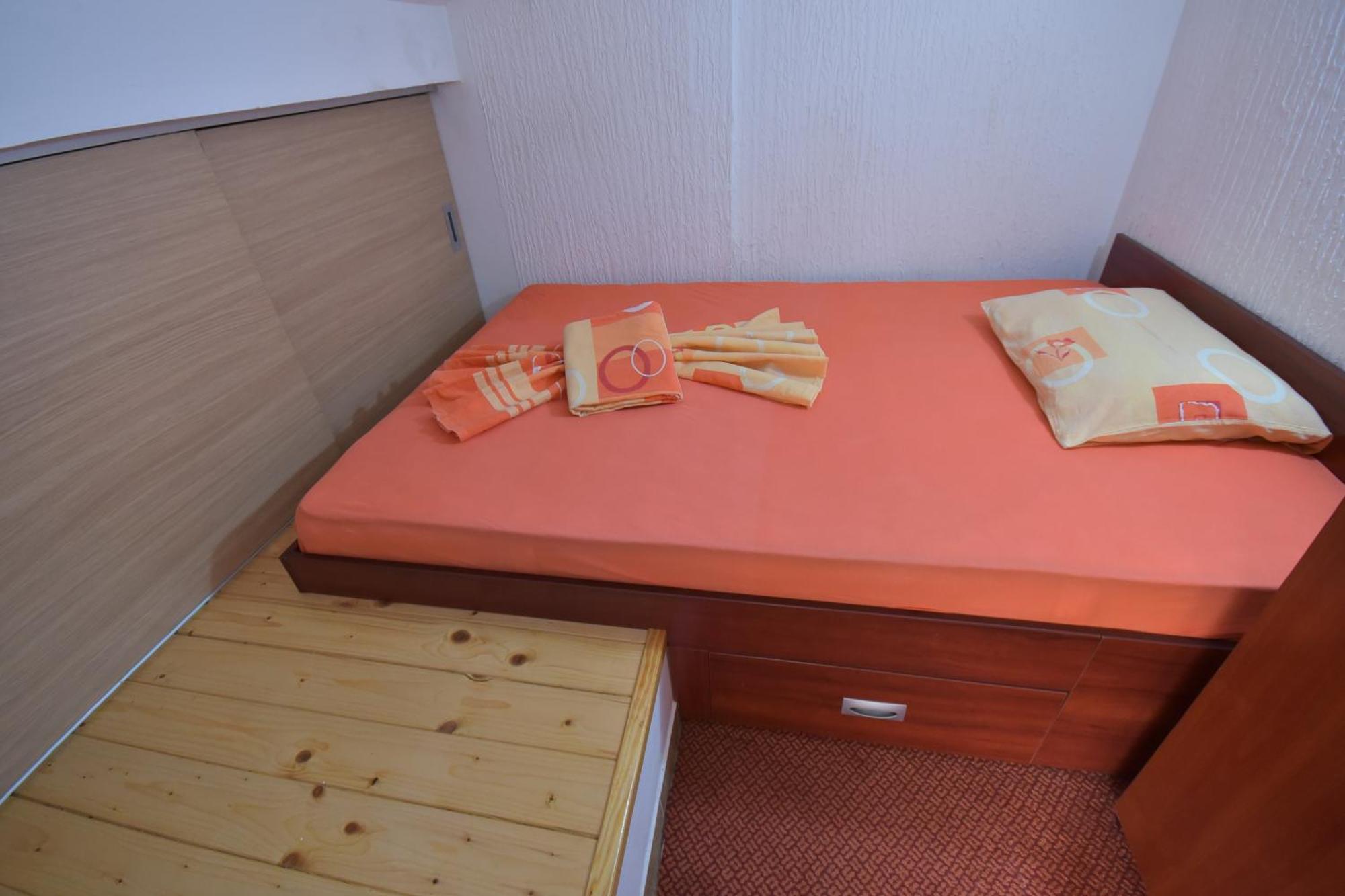 Apartments Popadic With Parking Herceg Novi Kamer foto